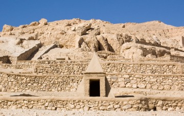 Nobles and Workers Tombs
